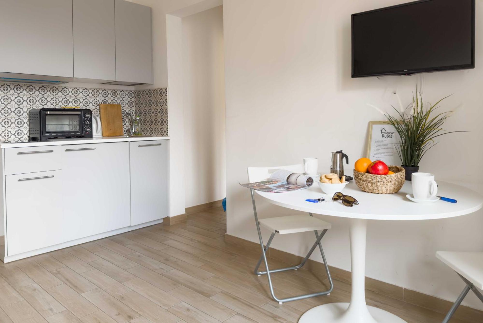 Central Station Apartment - Zeno 02 Рим Экстерьер фото